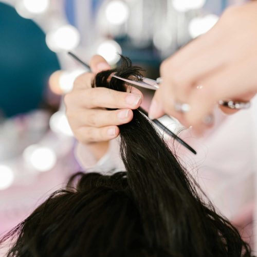 Haarschnitt - Friseursalon - Hair1 Friseur & Kosmetik - München